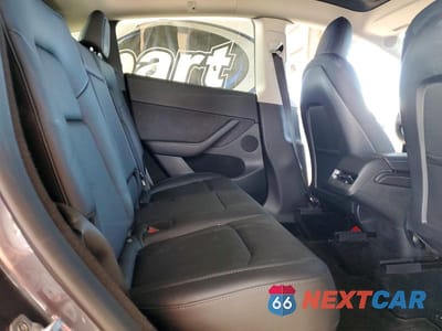 Zdjęcie 10 z 11 samochodu: 2023 TESLA MODEL Y VIN:7SAYGDEE0PF620291 - miniatura