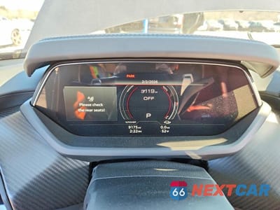 Zdjęcie 9 z 11 samochodu: 2024 AUDI E-TRON GT PRESTIGE VIN:WAUEJBFW9R7000185 - miniatura