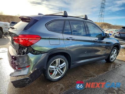 Trzecie zdjęcie samochodu z tyłu: 2018 BMW X1 XDRIVE28I VIN:WBXHT3C37J5F92959 - miniatura