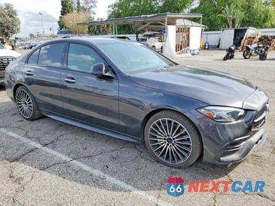 Czwarte zdjęcie samochodu z boku: 2023 MERCEDES-BENZ C 300 VIN:W1KAF4GB0PR072426 - miniatura