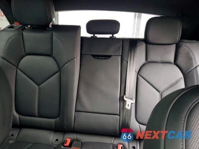 Zdjęcie 10 z 14 samochodu: 2025 PORSCHE MACAN S VIN:WP1AG2A51SLB42010 - miniatura