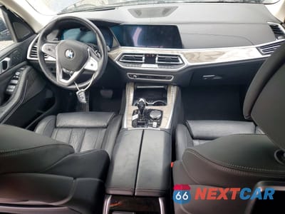 Zdjęcie 8 z 13 samochodu: 2019 BMW X7 XDRIVE40I VIN:5UXCW2C53KL083843 - miniatura