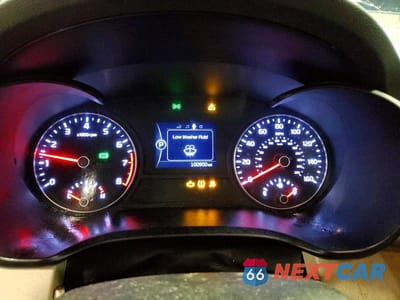 Zdjęcie 9 z 12 samochodu: 2018 KIA OPTIMA LX VIN:5XXGT4L35JG256928 - miniatura