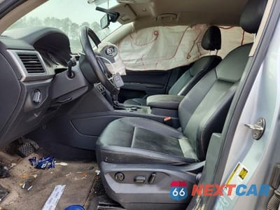 Zdjęcie 7 z 13 samochodu: 2018 VOLKSWAGEN ATLAS SE VIN:1V2KR2CA2JC576766 - miniatura
