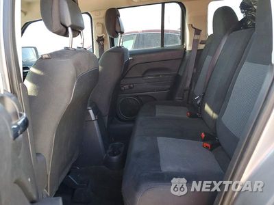Zdjęcie 11 z 13 samochodu: 2017 JEEP PATRIOT SPORT VIN:1C4NJPBA5HD162082 - miniatura