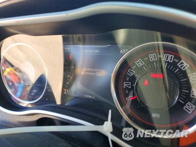 Zdjęcie 9 z 12 samochodu: 2016 DODGE CHALLENGER R/T SCAT PACK VIN:2C3CDZFJ3GH338735 - miniatura