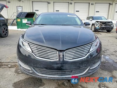Piąte zdjęcie samochodu w środku: 2015 LINCOLN MKZ VIN:3LN6L2G92FR610701 - miniatura