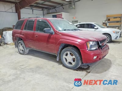 Czwarte zdjęcie samochodu z boku: 2008 CHEVROLET TRAILBLAZER LS VIN:1GNDT13S282147617 - miniatura