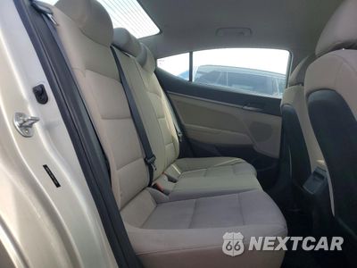 Zdjęcie 10 z 12 samochodu: 2017 HYUNDAI ELANTRA SE VIN:5NPD74LF8HH172604 - miniatura
