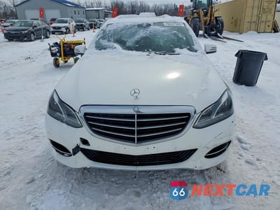 Piąte zdjęcie samochodu w środku: 2016 MERCEDES-BENZ E 350 4MATIC VIN:WDDHF8JB9GB225733 - miniatura