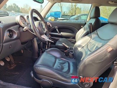 Zdjęcie 7 z 11 samochodu: 2005 MINI COOPER S VIN:WMWRE33445TD98490 - miniatura
