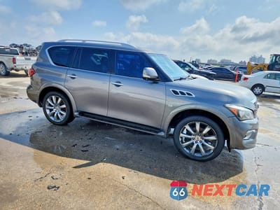 Czwarte zdjęcie samochodu z boku: 2016 INFINITI QX80 BASE VIN:JN8AZ2NF5G9613714 - miniatura
