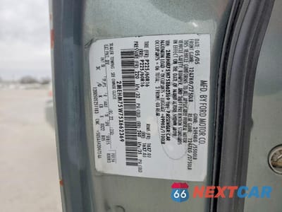 Zdjęcie 12 z 12 samochodu: 2005 MERCURY GRAND MARQUIS LS VIN:2MEHM75W75X662369 - miniatura