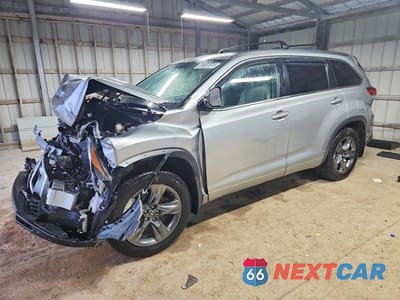 2018 TOYOTA HIGHLANDER LIMITED 5TDDZRFH3JS825327 - główne zdjęcie licytacji z USA - miniatura