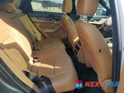 Zdjęcie 10 z 13 samochodu: 2023 JAGUAR F-PACE S VIN:SADCJ2EX0PA714702 - miniatura