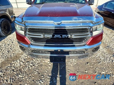Piąte zdjęcie samochodu w środku: 2019 RAM 1500 CLASSIC VIN:1C6SRFMT9KN703549 - miniatura