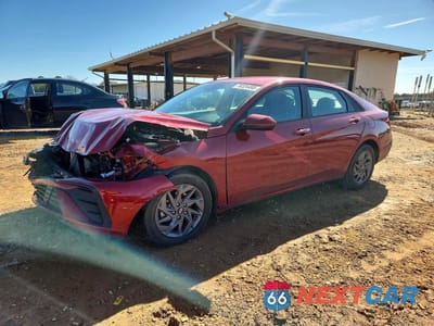 2024 HYUNDAI ELANTRA SEL KMHLM4DG3RU693051 - główne zdjęcie licytacji z USA - miniatura