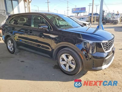Czwarte zdjęcie samochodu z boku: 2026 KIA SORENTO LX VIN:5XYRG4JC8TG410238 - miniatura