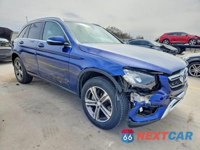 Czwarte zdjęcie samochodu z boku: 2017 MERCEDES-BENZ GLC 300 VIN:WDC0G4JB4HF132765 - miniatura