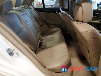 Zdjęcie 10 z 11 samochodu: 2013 MERCEDES-BENZ C 300 4MATIC VIN:WDDGF8AB9DA817324 - miniatura