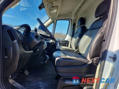 Zdjęcie 7 z 12 samochodu: 2017 RAM PROMASTER 2500 2500 HIGH VIN:3C6TRVDG1HE536831 - miniatura