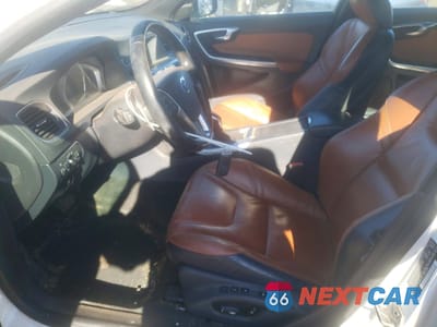 Zdjęcie 7 z 14 samochodu: 2015 VOLVO S60 PREMIER VIN:YV140MFB8F1317927 - miniatura