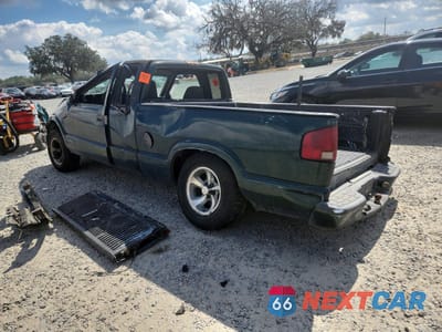 Drugie zdjęcie samochodu z przodu: 2002 CHEVROLET S TRUCK S10 VIN:1GCCS19W028101936 - miniatura