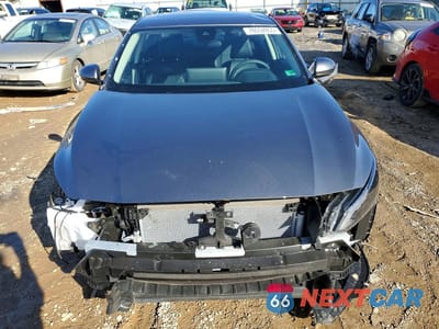 Piąte zdjęcie samochodu w środku: 2025 NISSAN ALTIMA SL VIN:1N4BL4EV9SN413347 - miniatura