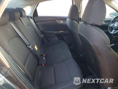 Zdjęcie 10 z 11 samochodu: 2021 KIA FORTE FE VIN:3KPF24AD1ME289691 - miniatura