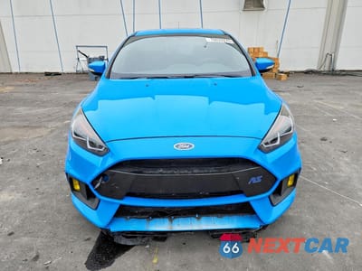 Piąte zdjęcie samochodu w środku: 2017 FORD FOCUS RS VIN:WF0DP3TH4H4120241 - miniatura