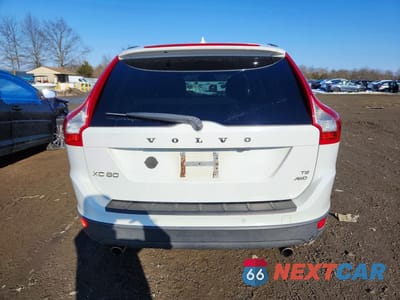 Zdjęcie 6 z 13 samochodu: 2010 VOLVO XC60 T6 VIN:YV4992DZ6A2062670 - miniatura