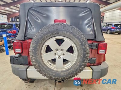 Zdjęcie 6 z 12 samochodu: 2010 JEEP WRANGLER SAHARA VIN:1J4AA5D11AL154583 - miniatura