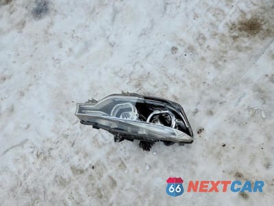 Zdjęcie 12 z 13 samochodu: 2018 BMW 330 XI VIN:WBA8D9C51JEM32956 - miniatura