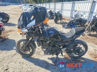 Trzecie zdjęcie samochodu z tyłu: 2022 KAWASAKI EX650 N VIN:ML5EXEN10NDA49485 - miniatura