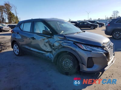 Czwarte zdjęcie samochodu z boku: 2021 NISSAN KICKS S VIN:3N1CP5BV6ML513585 - miniatura