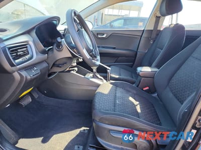 Zdjęcie 7 z 13 samochodu: 2020 KIA RIO LX VIN:3KPA24AD1LE302898 - miniatura