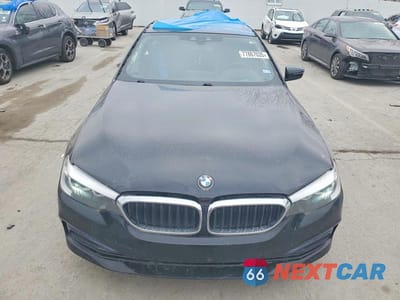 Piąte zdjęcie samochodu w środku: 2019 BMW 540 I VIN:WBAJE5C57KWW31917 - miniatura