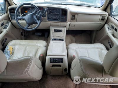 Zdjęcie 8 z 14 samochodu: 2002 CHEVROLET TAHOE K1500 VIN:1GNEK13Z72J245544 - miniatura