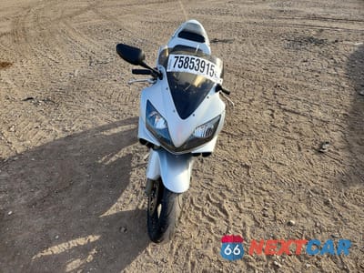Drugie zdjęcie samochodu z przodu: 2001 HONDA CBR600 F4 VIN:JH2PC35011M202640 - miniatura