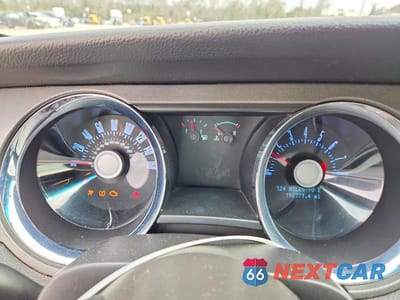 Zdjęcie 9 z 13 samochodu: 2012 FORD MUSTANG VIN:1ZVBP8AM0C5247057 - miniatura