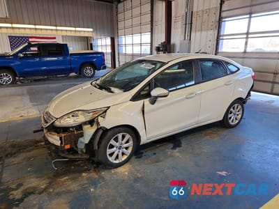 2013 FORD FIESTA SE 3FADP4BJ2DM173280 - główne zdjęcie licytacji z USA - miniatura
