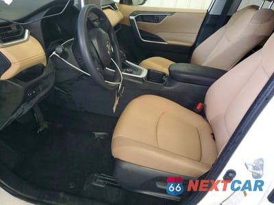 Zdjęcie 7 z 12 samochodu: 2025 TOYOTA RAV4 LE VIN:JTMMWRFV9SD325023 - miniatura