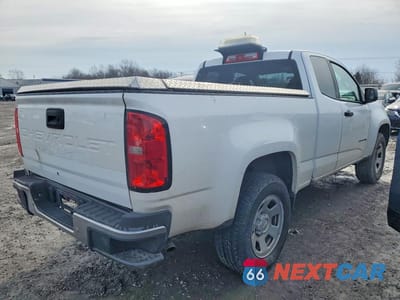 Trzecie zdjęcie samochodu z tyłu: 2022 CHEVROLET COLORADO 2WD 2.5L 4C EXT CAB VIN:1GCHSBEAXN1188179 - miniatura