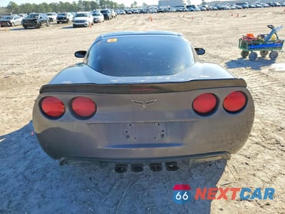 Zdjęcie 10 z 13 samochodu: 2011 CHEVROLET CORVETTE GRAND SPORT VIN:1G1YU2DW2B5108068 - miniatura