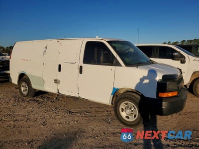 Czwarte zdjęcie samochodu z boku: 2015 CHEVROLET EXPRESS 3500 EXT UTILITY / SERVICE VIN:1GCZGUCG3F1125967 - miniatura
