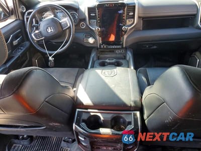 Zdjęcie 8 z 11 samochodu: 2022 RAM 2500 LARAMIE VIN:3C6UR5FJ1NG149449 - miniatura