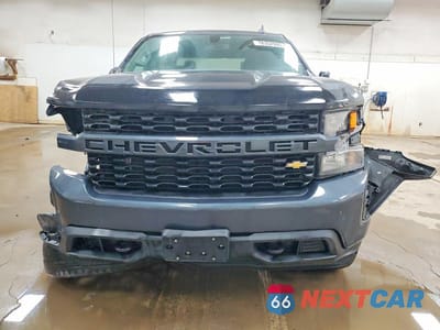 Piąte zdjęcie samochodu w środku: 2019 CHEVROLET SILVERADO K1500 CUSTOM VIN:1GCUYBEF4KZ257342 - miniatura