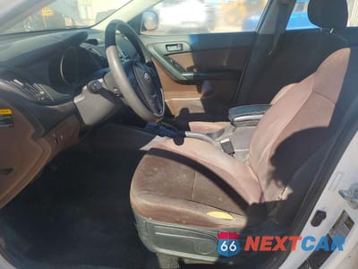 Zdjęcie 7 z 12 samochodu: 2010 KIA FORTE EX VIN:KNAFU4A28A5212071 - miniatura