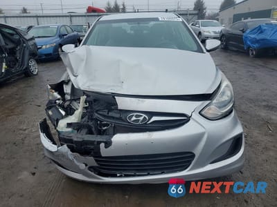 Piąte zdjęcie samochodu w środku: 2014 HYUNDAI ACCENT GLS VIN:KMHCT4AE9EU738963 - miniatura