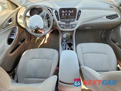 Zdjęcie 8 z 11 samochodu: 2021 CHEVROLET MALIBU LS VIN:1G1ZC5ST9MF084687 - miniatura